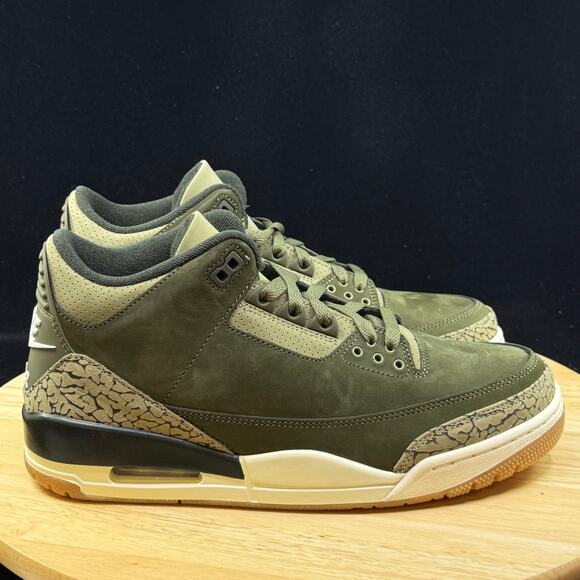 Air Jordan 3 Retro Family Affair Men's Size 9 Medium Olive/Sequoia DN3707-202 - Picture 5 of 10
